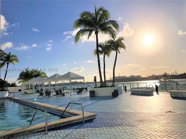 Photo - 1000 West Dr Unit 605