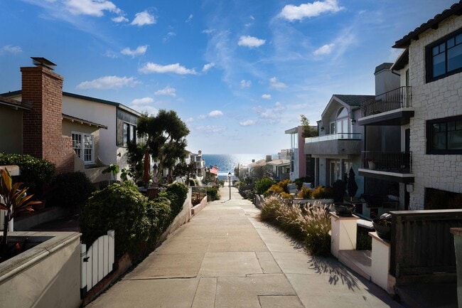 Photo - 218 19th Pl