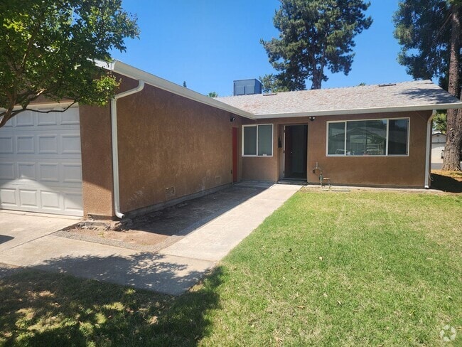 Building Photo - 2025 Durango Ln Rental