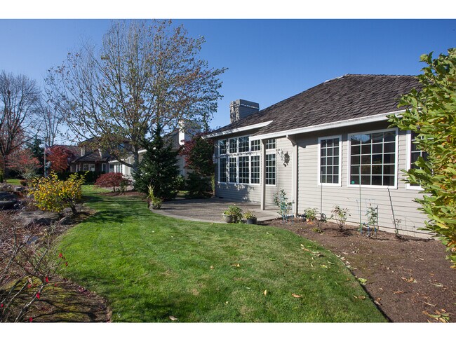 Photo - 16090 NW Birdie Ln