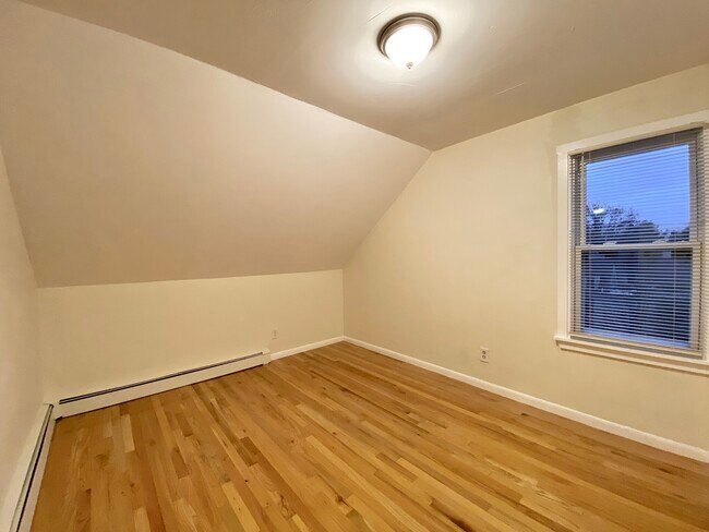 185 Beacon St Unit 2