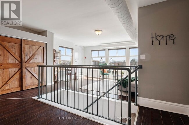 Photo - 166 Broadway Unité 5