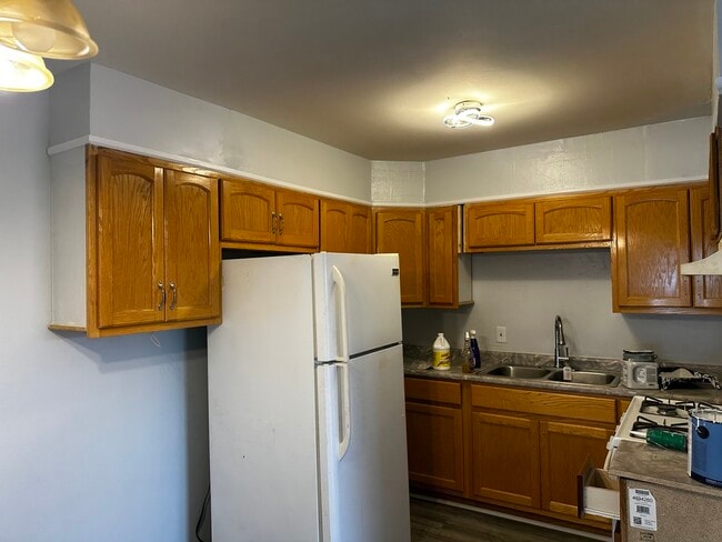 Photo - 1590 Perry Ct