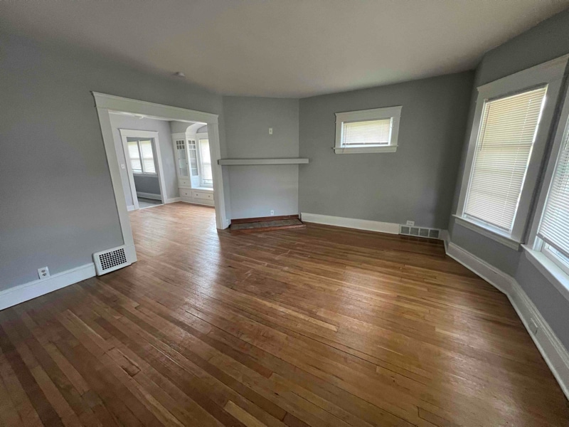 Photo - 12320 Saywell Ave