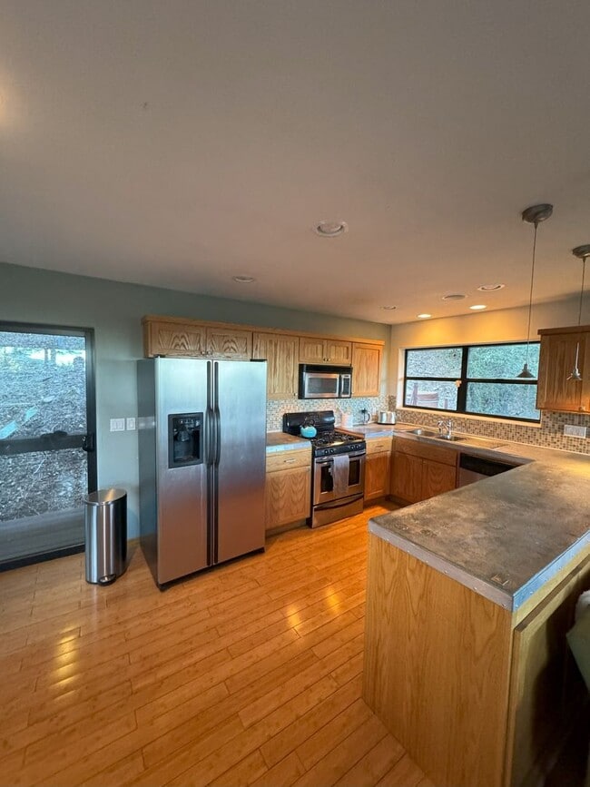 Photo - 2-Bed, 1-Bath Mountain Cabin Retreat with ...