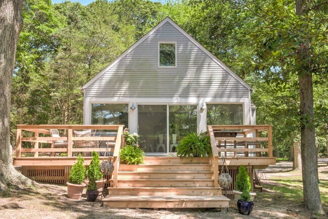 Building Photo - 12 Waters Edge Rd Rental