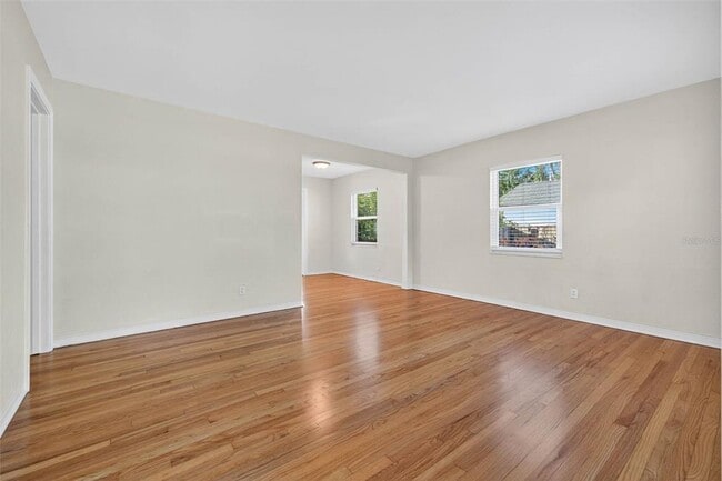 Photo - 2716 14th St N