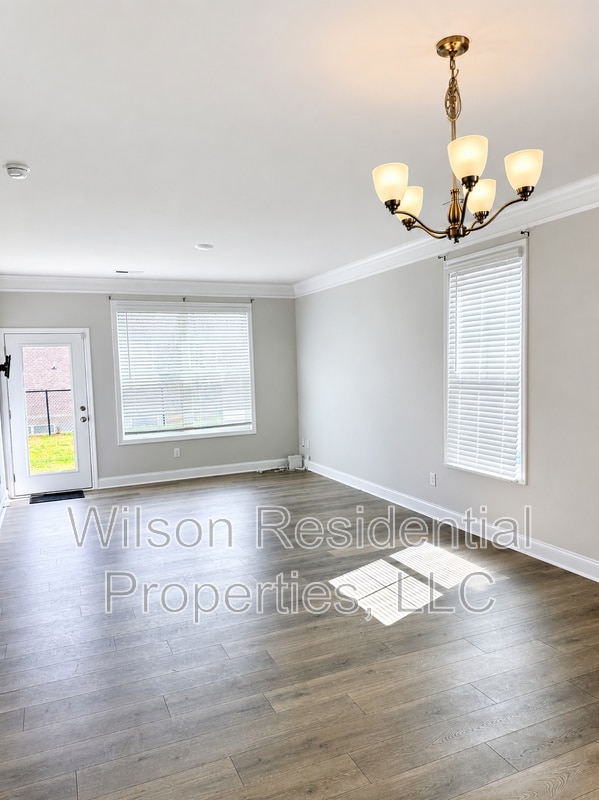 Photo - 216 Stamm Dr