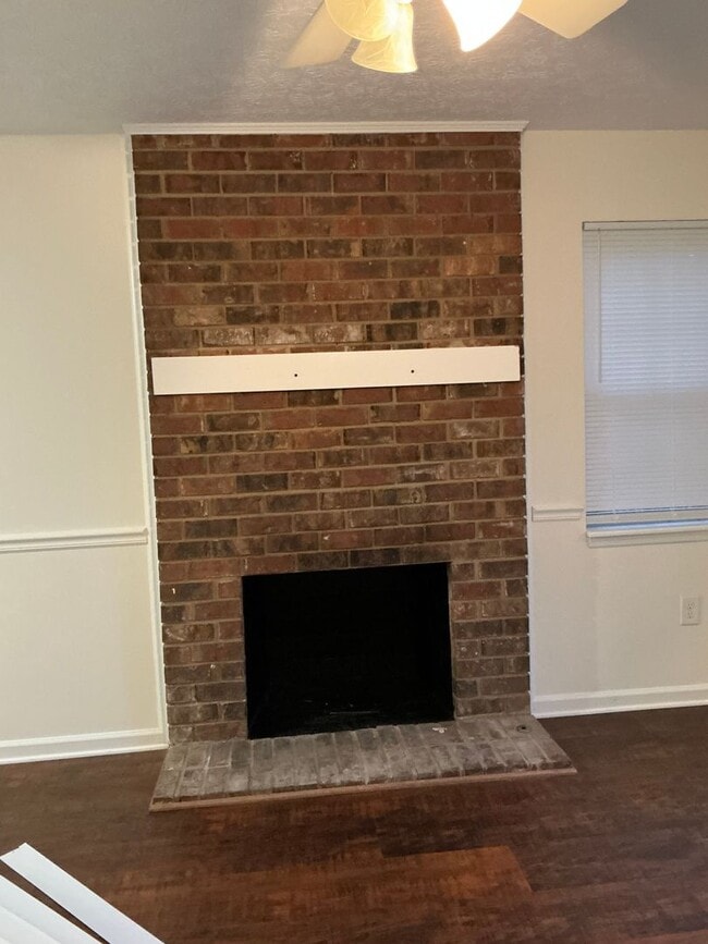 Photo - 2 bedroom, 2 bath duplex in Sleepy Creek off Lumpkin Street! Move-in Ready