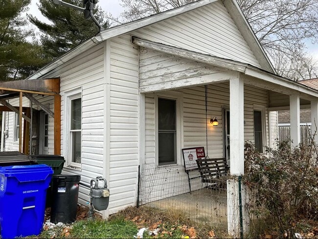 Photo - 167 Watkins St