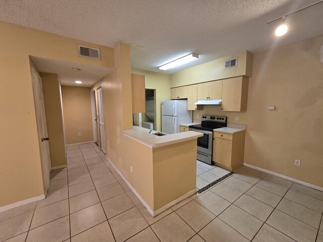 Photo - 10306 Fox Trail Rd S Unit 912