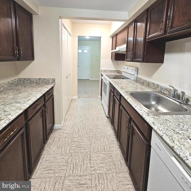 Photo - 6384 Patience Ct