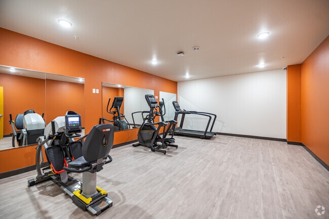 1BR, 1BA - 751SF - Fitness Center
