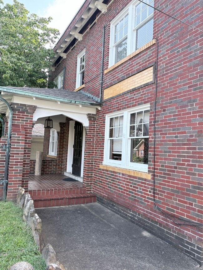 Northshore Historic 1 bedroom