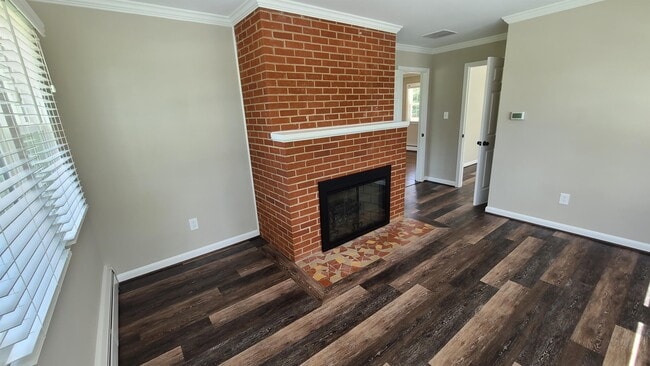 Photo - 7 Cedar Dr