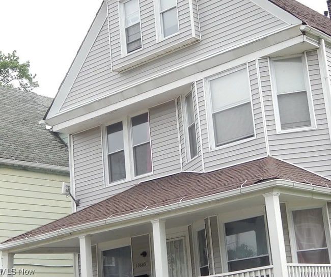 Photo - 10805 Hull Ave