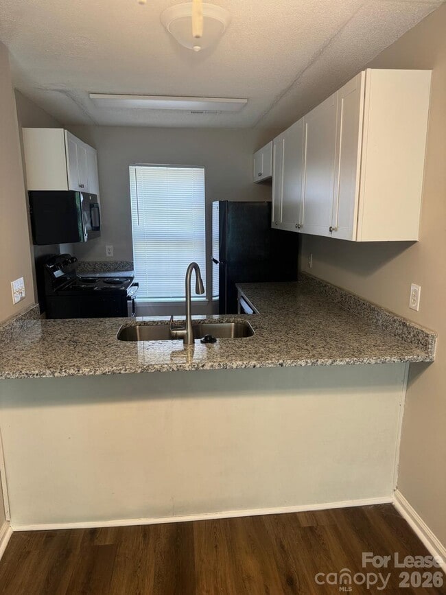 Photo - 3912 Briarhill Dr
