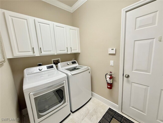 Building Photo - 28119 Tamberine Ct Unit 1412