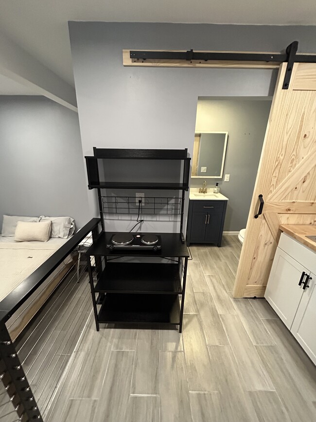 Photo - 1 Candice Ct Unit Cozy private studio