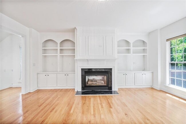 Photo - 2024 Wrights Mill Cir NE