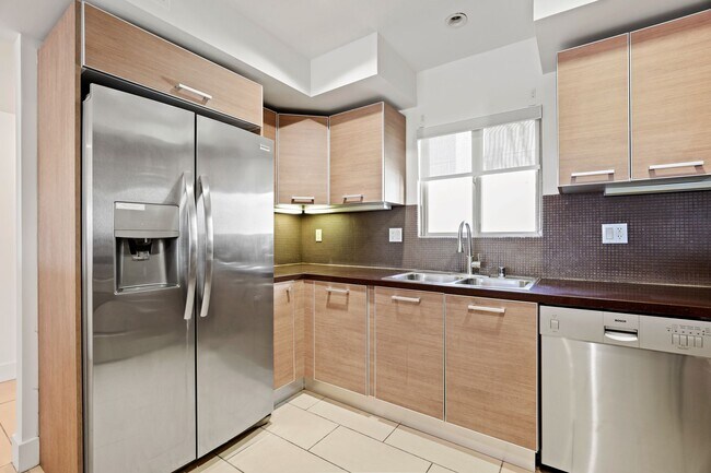 Photo - Armacost Bella by Wiseman