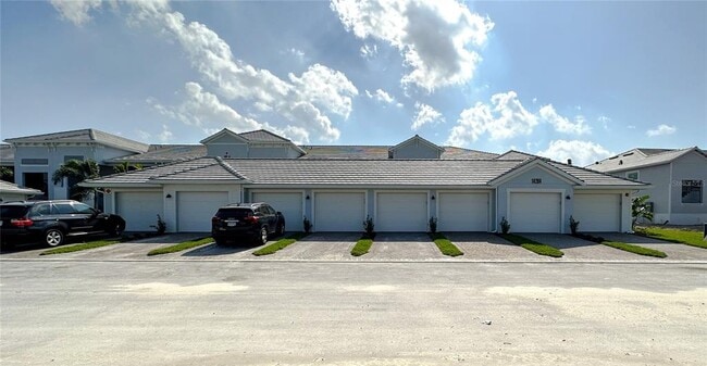 Photo - 14204 Heritage Landing Blvd Unit 718