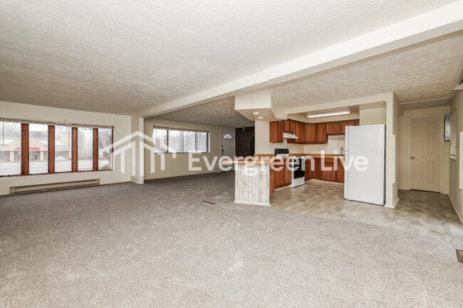 Photo - 6282 Old Troy Pike