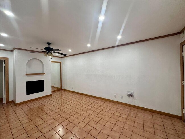 Photo - 505 W 7th St Unidad 120 Rental