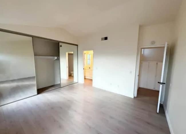 Building Photo - 37727 Harvey St