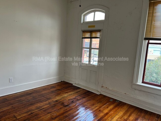 Photo - 215 Main St Unit 2a