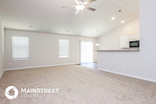 Photo - 220 Rustling Way