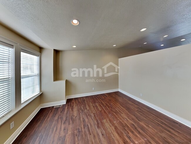 Photo - 1283 N 2525 W