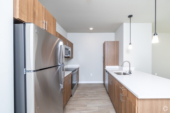 1BR+Den, 1BA - 855SF - Kitchen