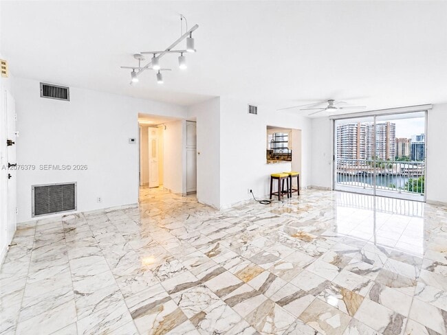 Photo - 137 Golden Isles Dr Unit 804