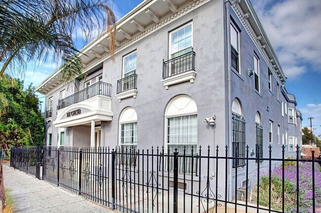 Building Photo - 2801 San Marino St Rental