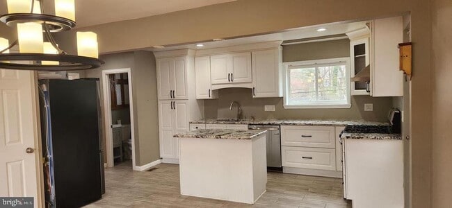 Photo - 25 Lower Hilltop Rd