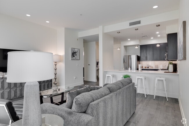 1BR, 1BA - 1,053SF - Living Room/Kitchen