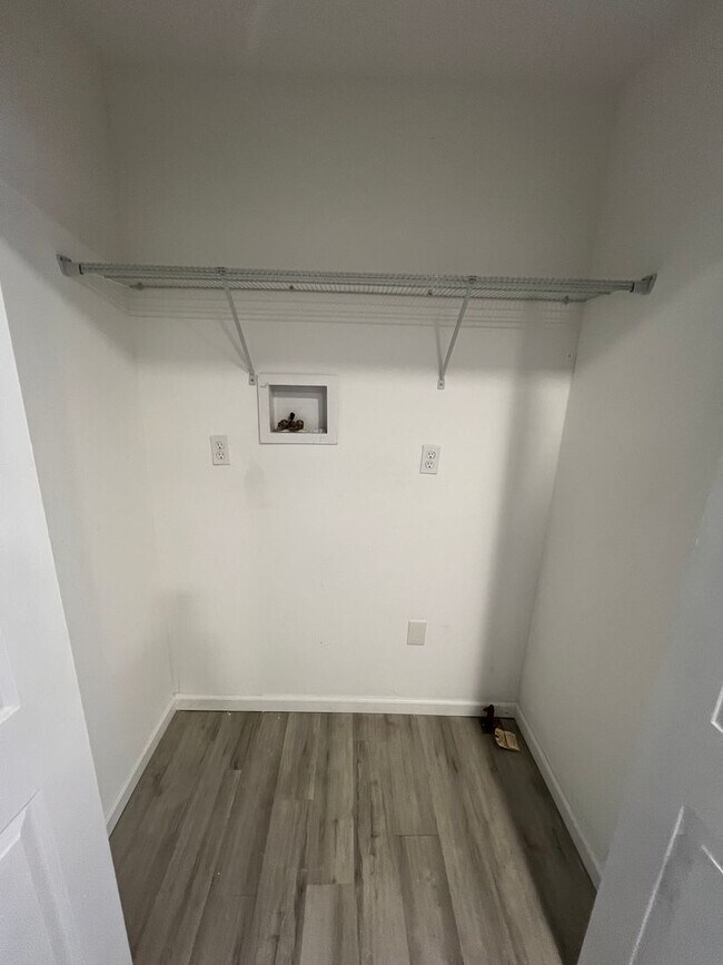 Photo - 344-346 Pear Street Unit 346 Pear Street