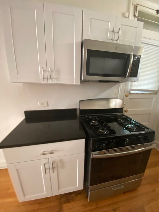 Photo - 909 Elmwood Ave Unit F2