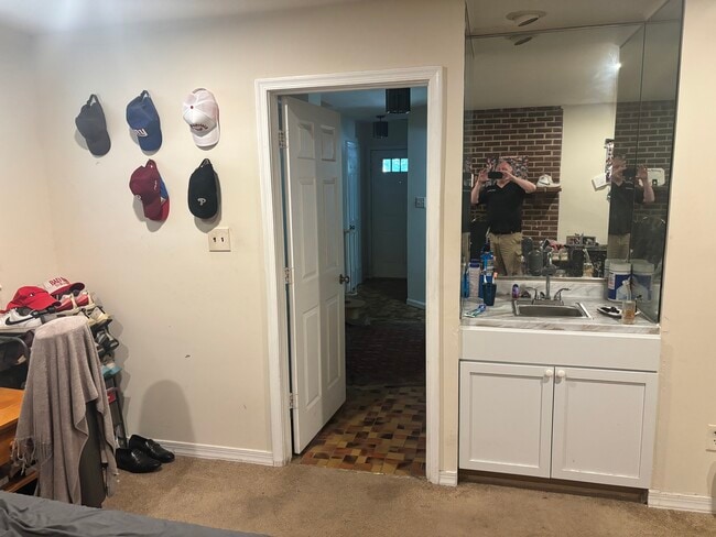 Photo - 2136 Langston Blvd