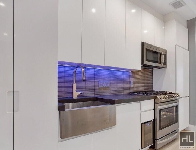 Building Photo - Stanton Street Unit 1C Rental