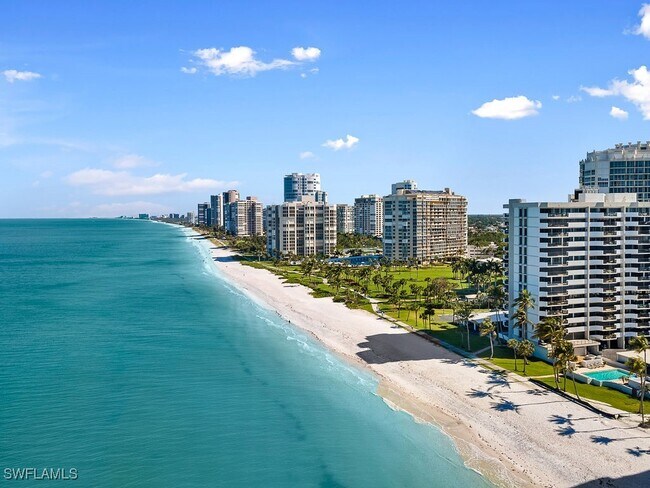 Photo - 4005 Gulf Shore Blvd N Unidad 1103 Rental