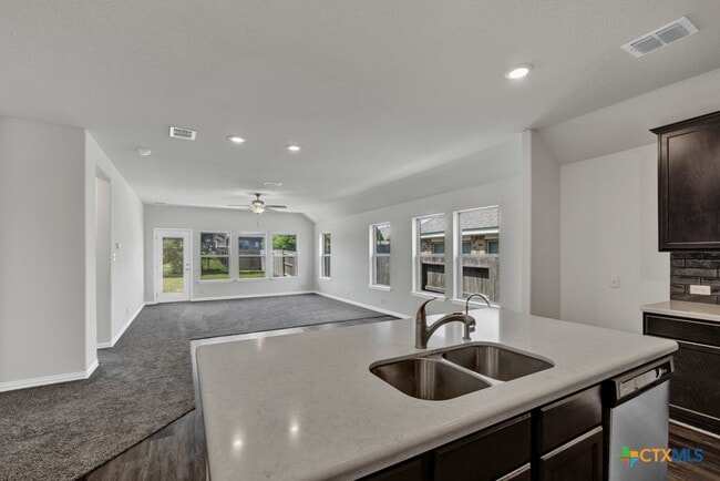 Photo - 1233 Cross Gable