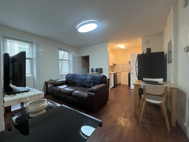 Building Photo - 89 Second St Unit 1 Rental