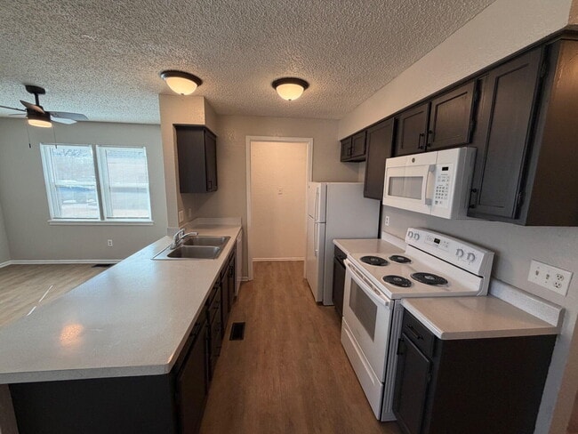 Photo - 9604 Elgin Ave