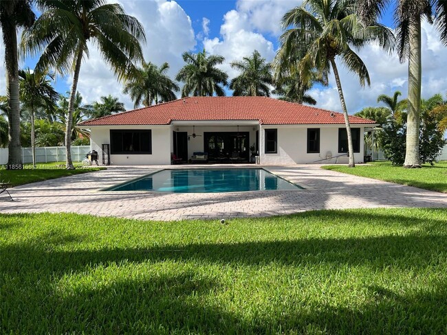 Building Photo - 18245 SW 228th St Rental