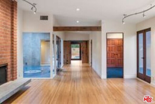 Photo - 16141 Bayberry Pl