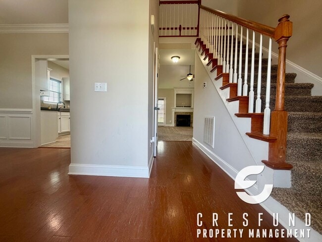 Photo - 220 Asheford Way