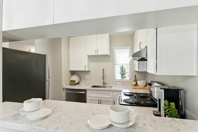 The Grove Luxury Apartments
