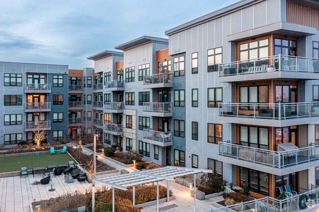 Windsor Marina Bay Apartments